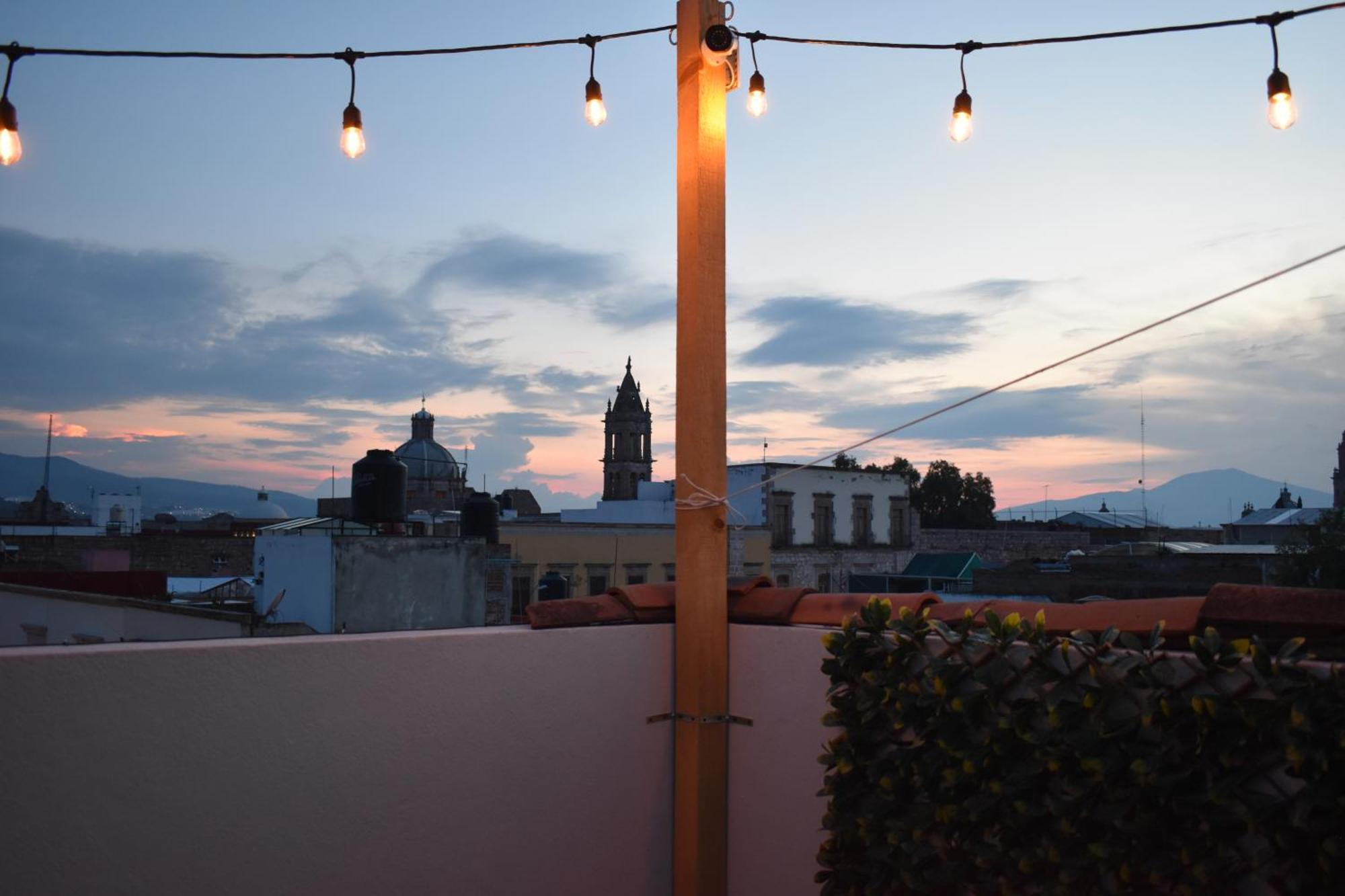 El Suburbio - Serapio Rendon Morelia Buitenkant foto